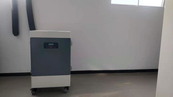 Wytrzymały laboratoryjny odciąg oparów 2400m3 / H z filtrem HEPA