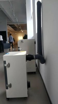 Wytrzymały laboratoryjny odciąg oparów 2400m3 / H z filtrem HEPA